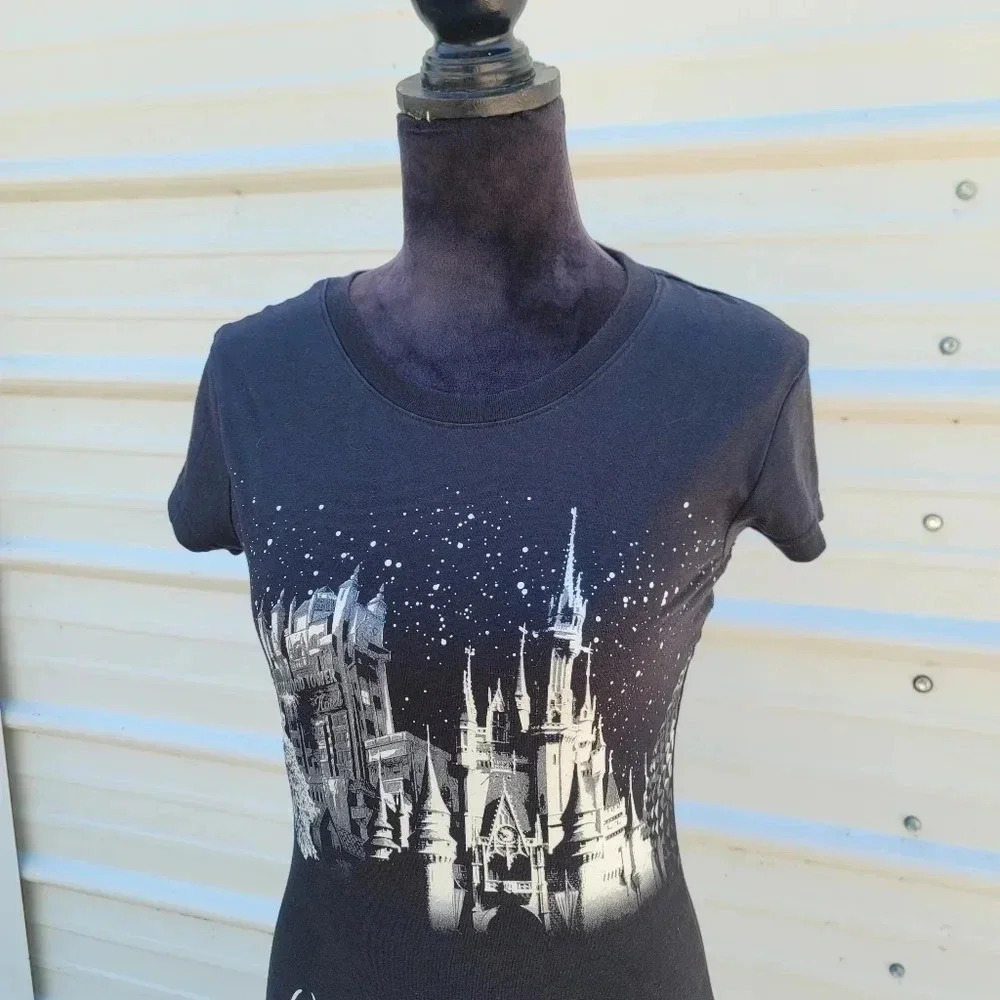 Disney Parks T Shirt Womens Black Walt Disney World Short Sleeve Graphic Tee XS - Picture 8 of 8